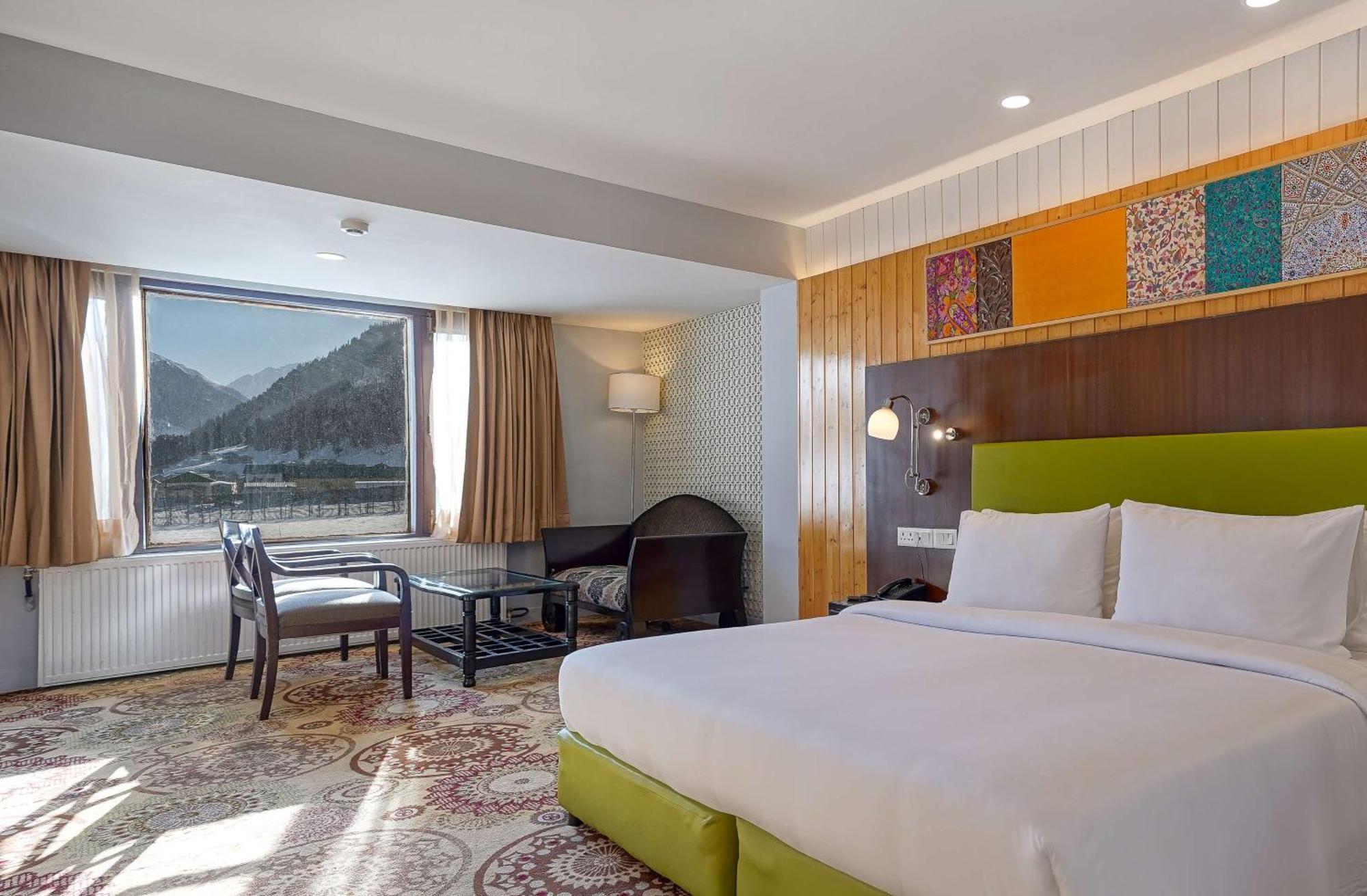 Country Inn Suites By Radisson Sonāmarg Exterior foto